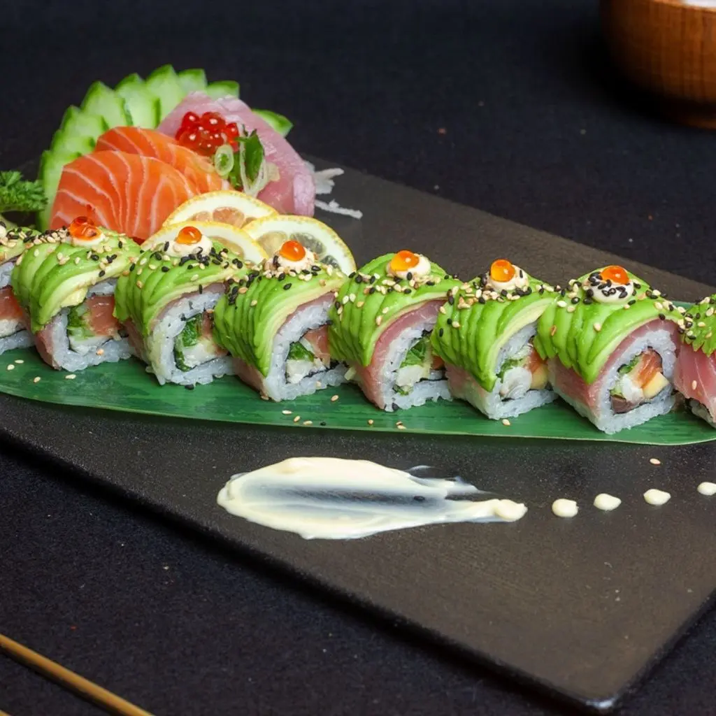 Omakase Roll